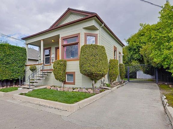 2nd image of 658 N 12th St