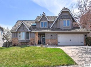 15717 Hamilton St, Omaha, NE 68118