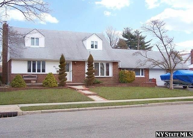 1st image of 115 Wickshire Dr