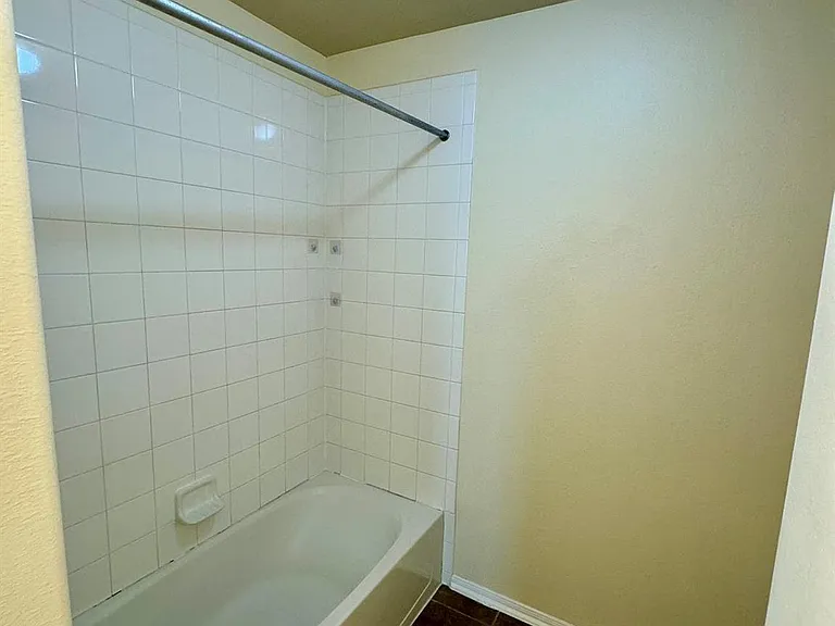 8230 Polaris Point Ln — Photo 21
