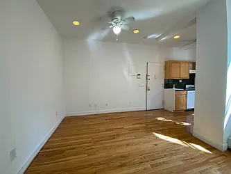 Rented by Best Apartments North Inc