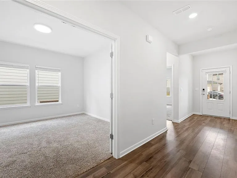 5021 Silver Canoe Way — Photo 9