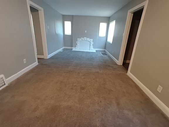 2nd image of 5243 Newport St