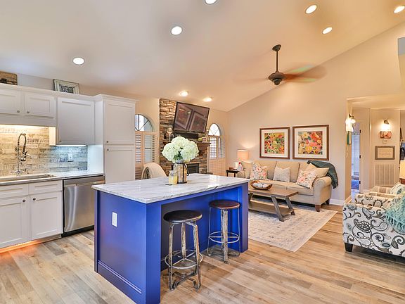 3rd image of 8840 Lennox View Way
