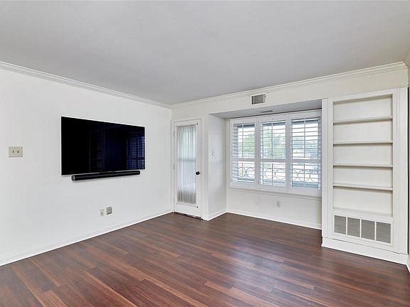 3rd image of 1030 N Harrison Ave APT 508