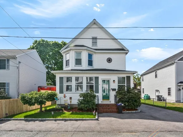 27 Ravenna St, Milford, MA 01757