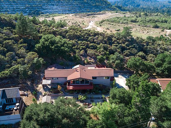 4th image of 194 Twin Pines Dr