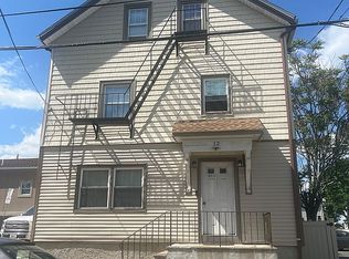 12 Tower St, Pawtucket, RI 02860