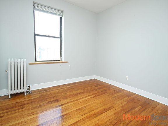 3rd image of 32-15 34th St #1Z