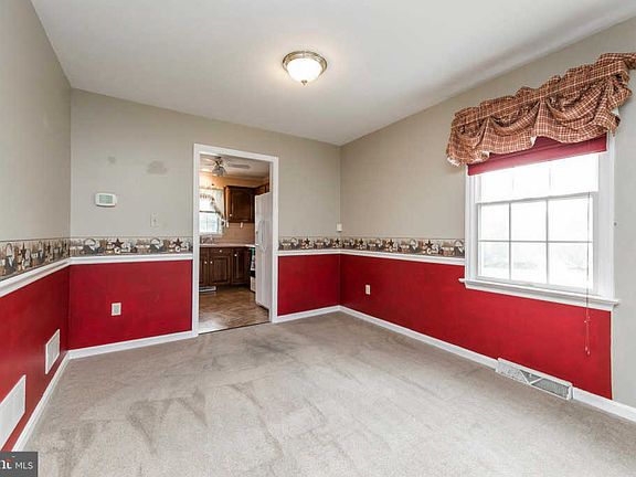 4th image of 46 Whitetail Ln