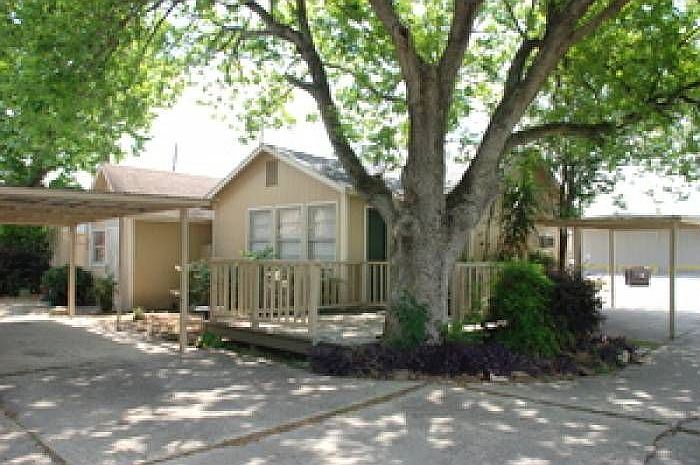 1st image of 114 McKinney Ln APT 6