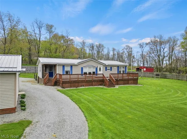 5425 Bye Rd, East Palestine, OH 44413