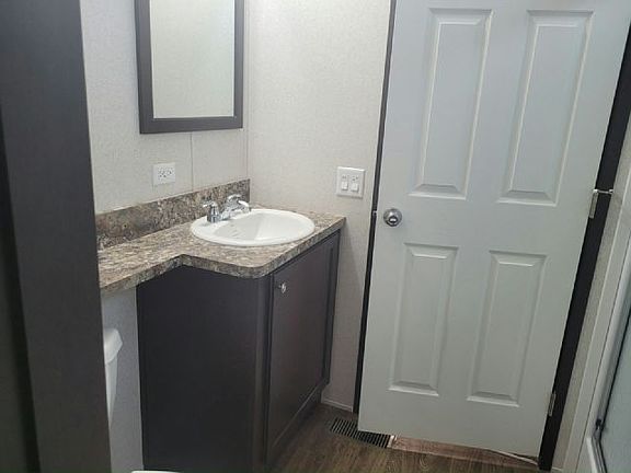 5th image of 247 Bunting Ln #247