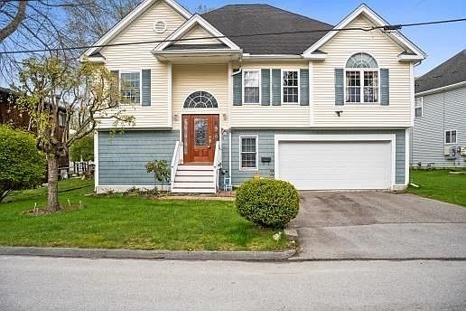 1st image of 37 Dupuis Ave