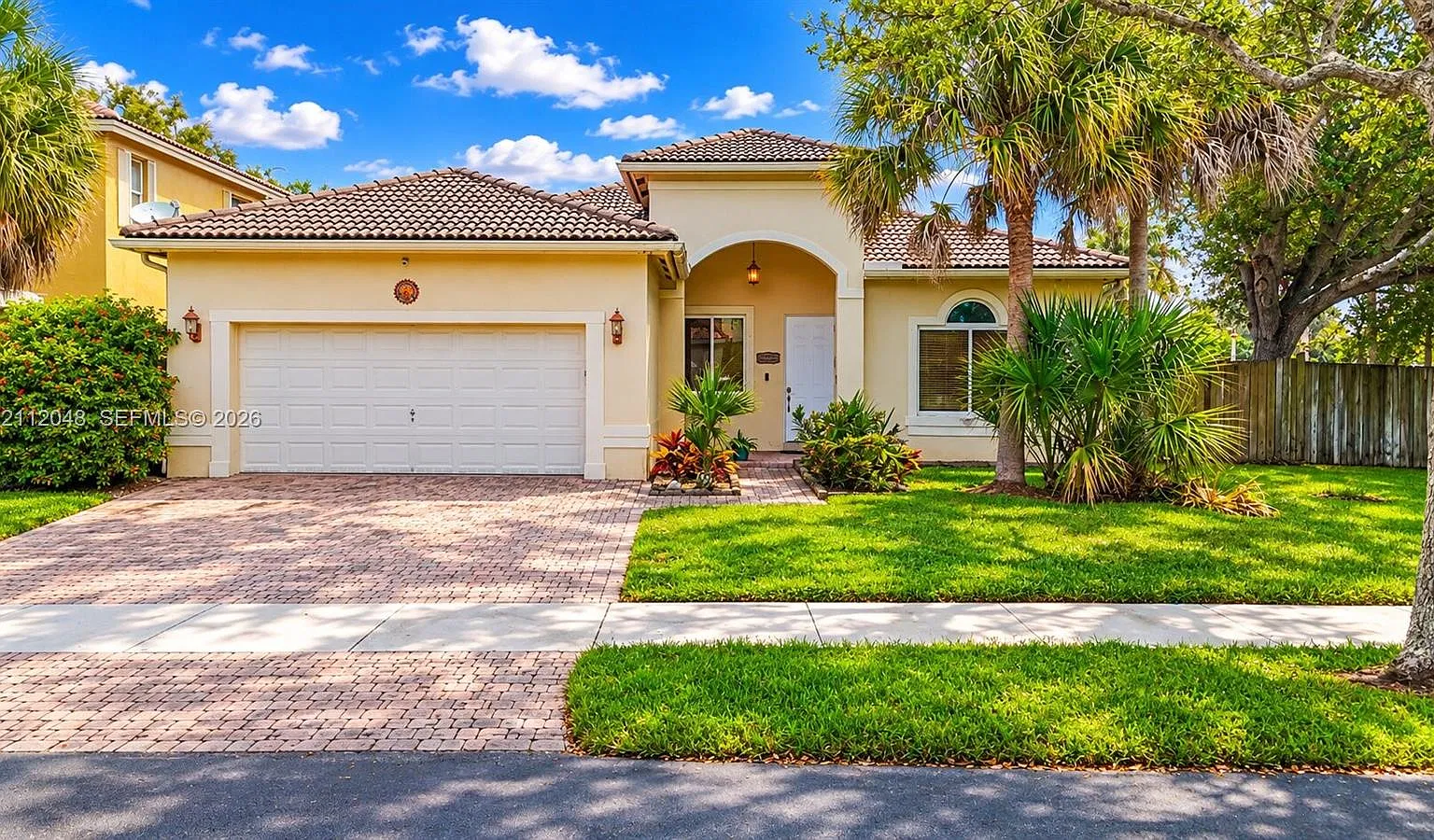 Keys Landing — Photo 1