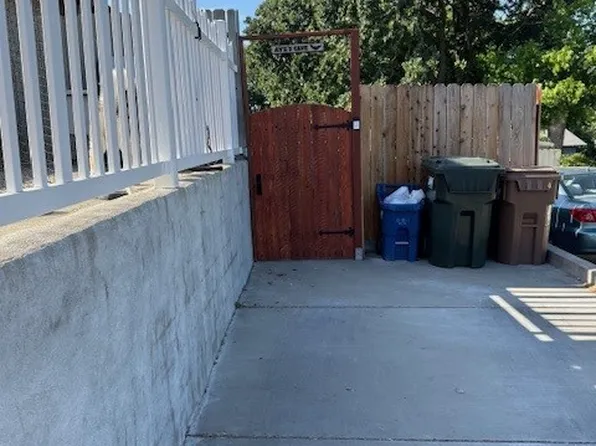 2913 Sycamore St APT A, Martinez, CA 94553