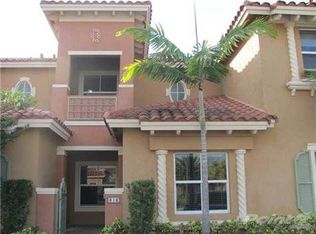 816 SW 143rd Ter #207, Hollywood, FL 33027