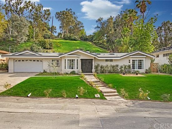 5152 Dumont Pl Woodland Hills Ca 91364 Zillow