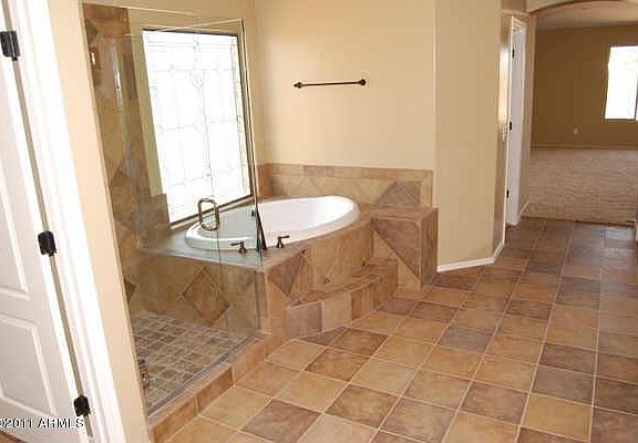 3rd image of 15172 W PIERSON Street