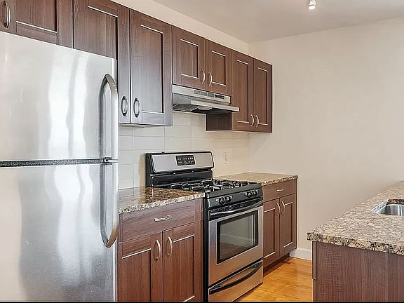 3rd image of 574 4th Ave APT 5c