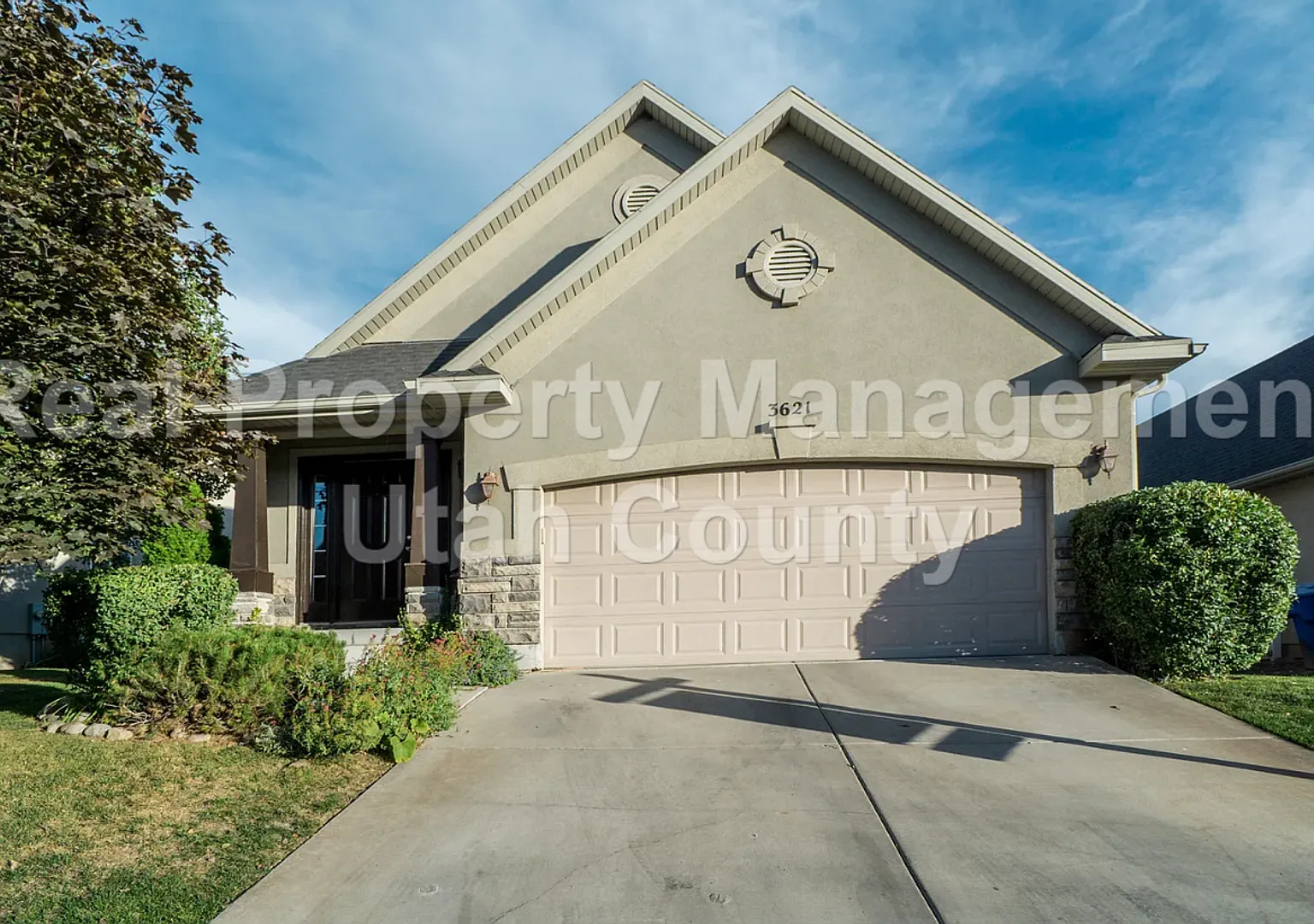 Pet Friendly Lehi Home — Photo 1