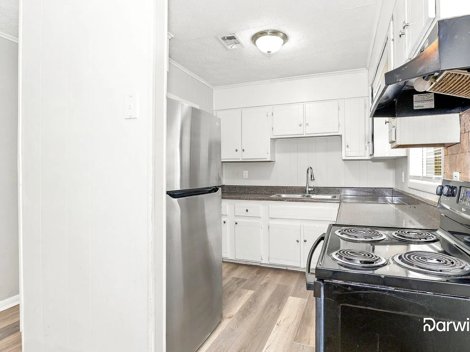 3 bed, 2.0 bath, 1161 sqft, $1,495 — Photo 4