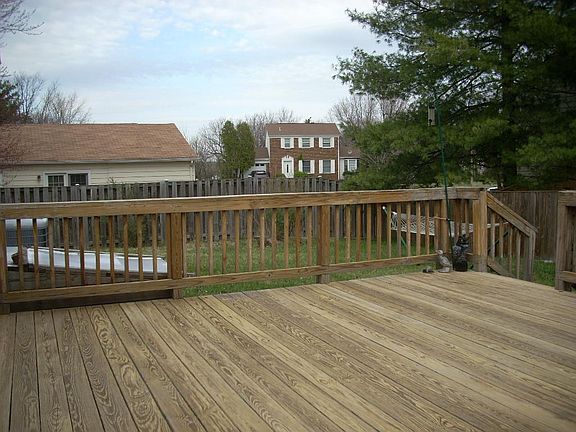 4th image of 703 Palmer Dr