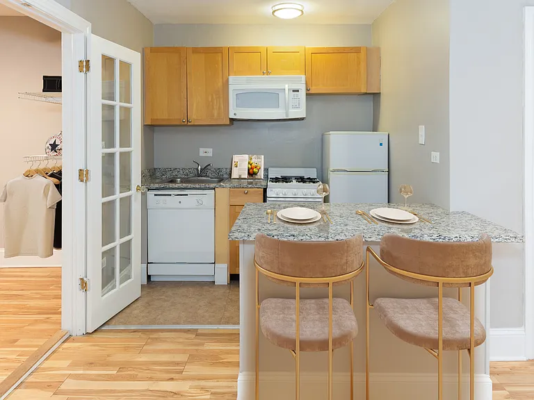451 W. Wrightwood — Photo 16