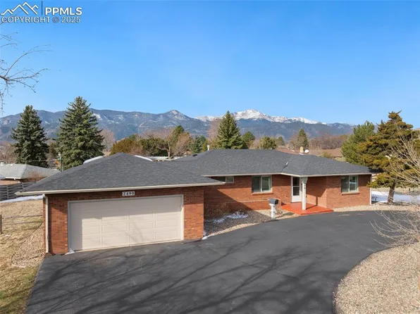 2490 Mesa Rd, Colorado Springs, CO 80904