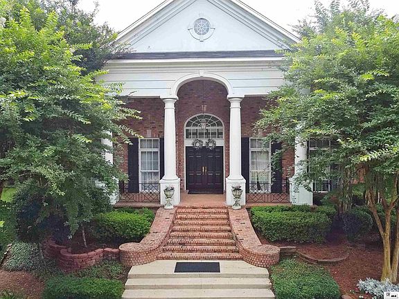 2nd image of 401 Audubon Dr