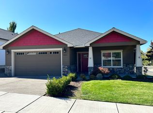 4431 Eagle Trace Dr, Medford, OR