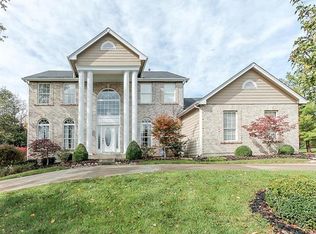 1019 Keystone Trail Dr, Chesterfield, MO 63005