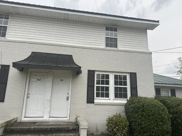 300 Pleasant St #A, Hinesville, GA 31313