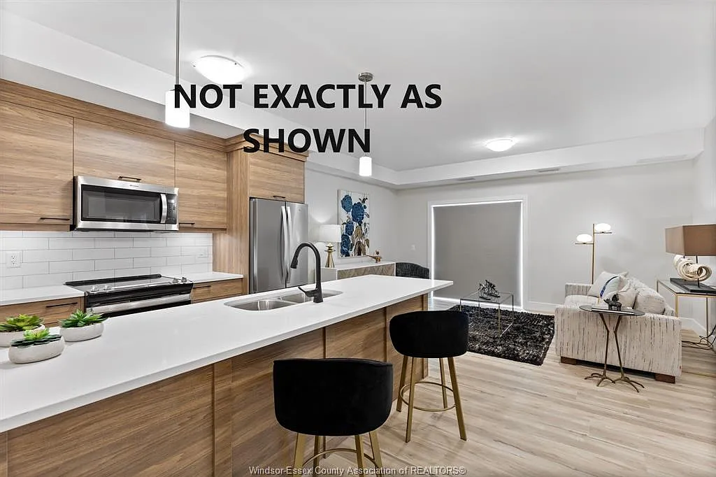 1 bed, 1.5 bath, 882 sqft, $1,995 — Photo 3