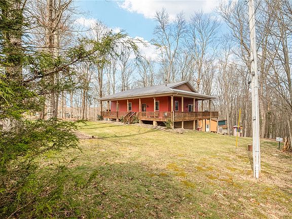 2nd image of 236 Chickadee Ln