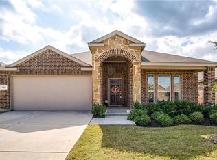 908 Cheyenne Dr, Aubrey, TX 76227