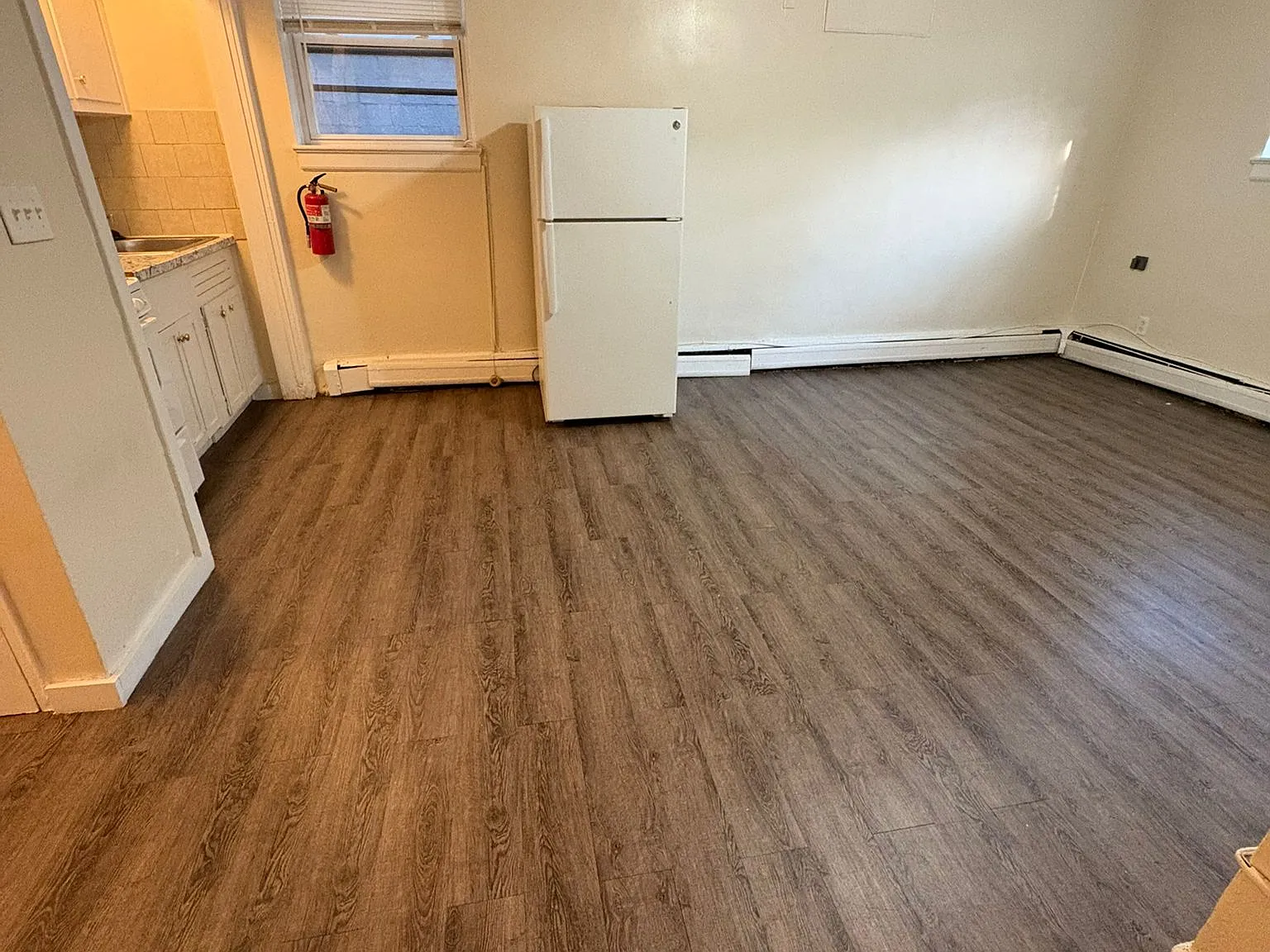 Studio, 500 sqft, $1,350 — Photo 3