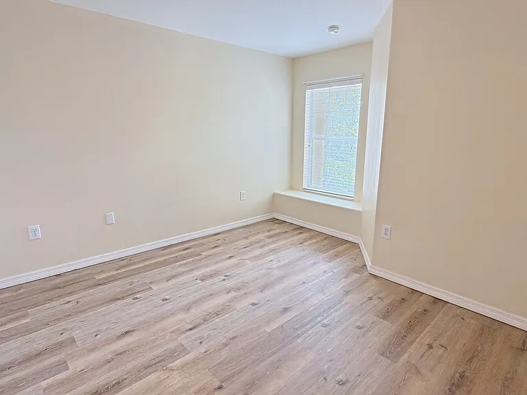 4213 Winding Vine Dr — Photo 16