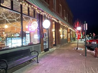 203 E Main St SE APT 3, Caledonia, MI 49316