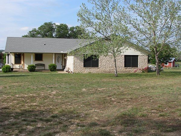 1st image of 425 County Road 344