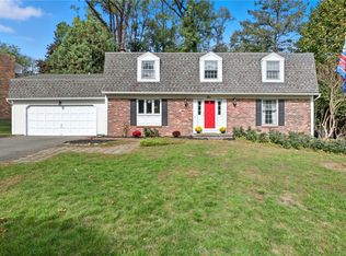 1 Chelsea Way, Fairport, NY