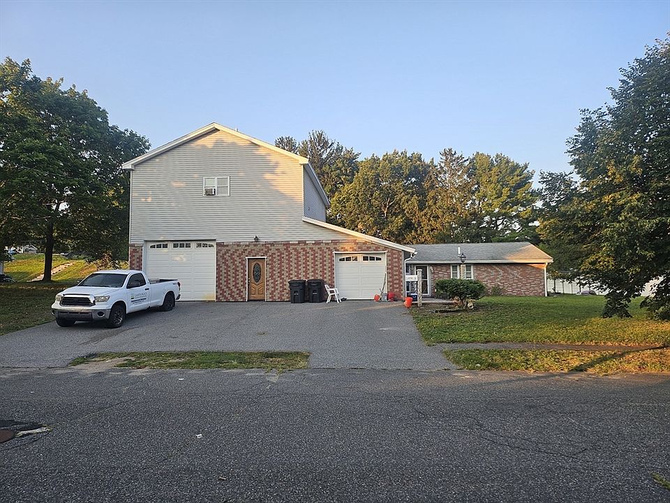 1st image of 7 Lisa Rd