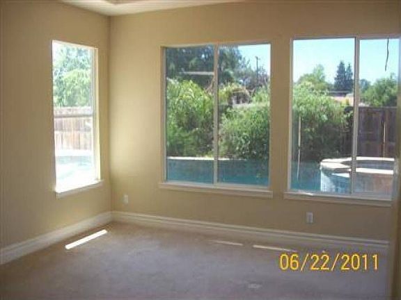 4th image of 6008 Park Village St