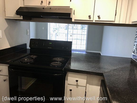 4th image of 2716 11th Ave S APT 3