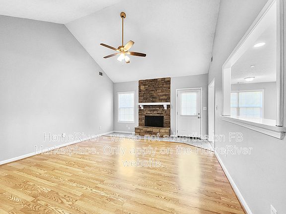3rd image of 25 Haywood Ct
