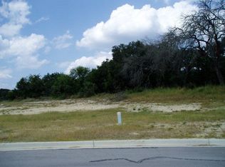 2736 Crest Ridge Dr, New Braunfels, TX 78132