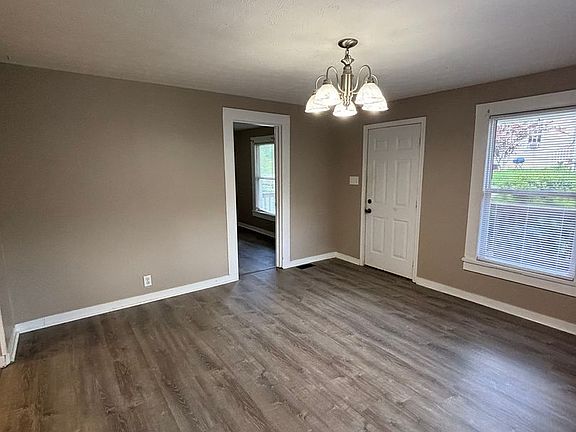 3rd image of 5825 2nd Ln