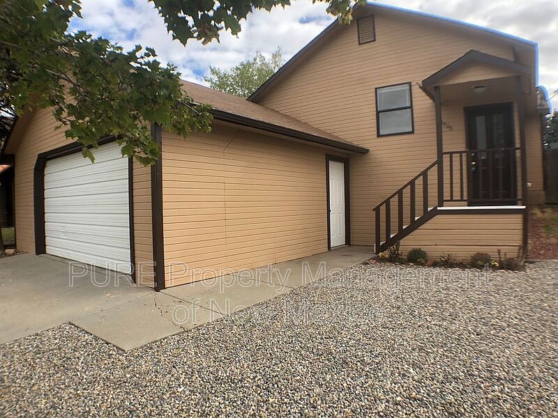 1st image of 3406 Monterey Cir