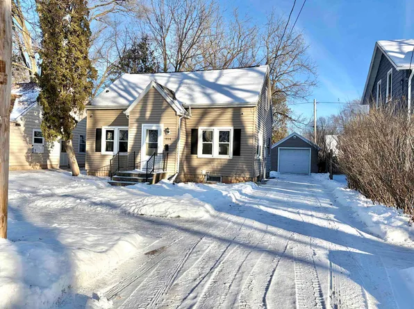 1908 N Alvin St, Appleton, WI 54911