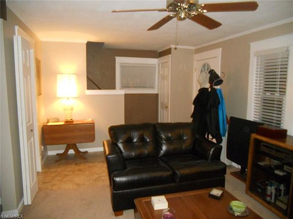 5th image of 1030 Mildred Ave